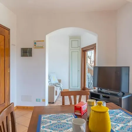 Incantevole Casa Con Vista Mare E Piscina