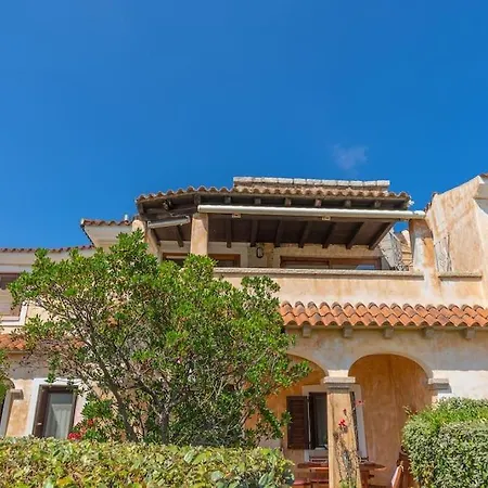 Appartamento Incantevole Casa Con Vista Mare E Piscina Olbia