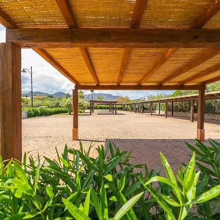 Incantevole Casa Con Vista Mare E Piscina Διαμέρισμα