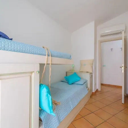 Incantevole Casa Con Vista Mare E Piscina