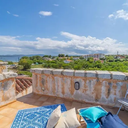 Appartamento Incantevole Casa Con Vista Mare E Piscina Olbia